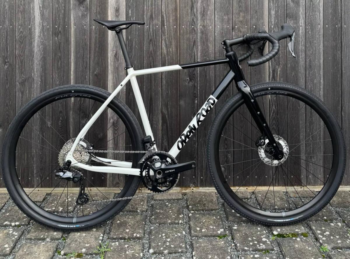 OR Gravel White/Black
