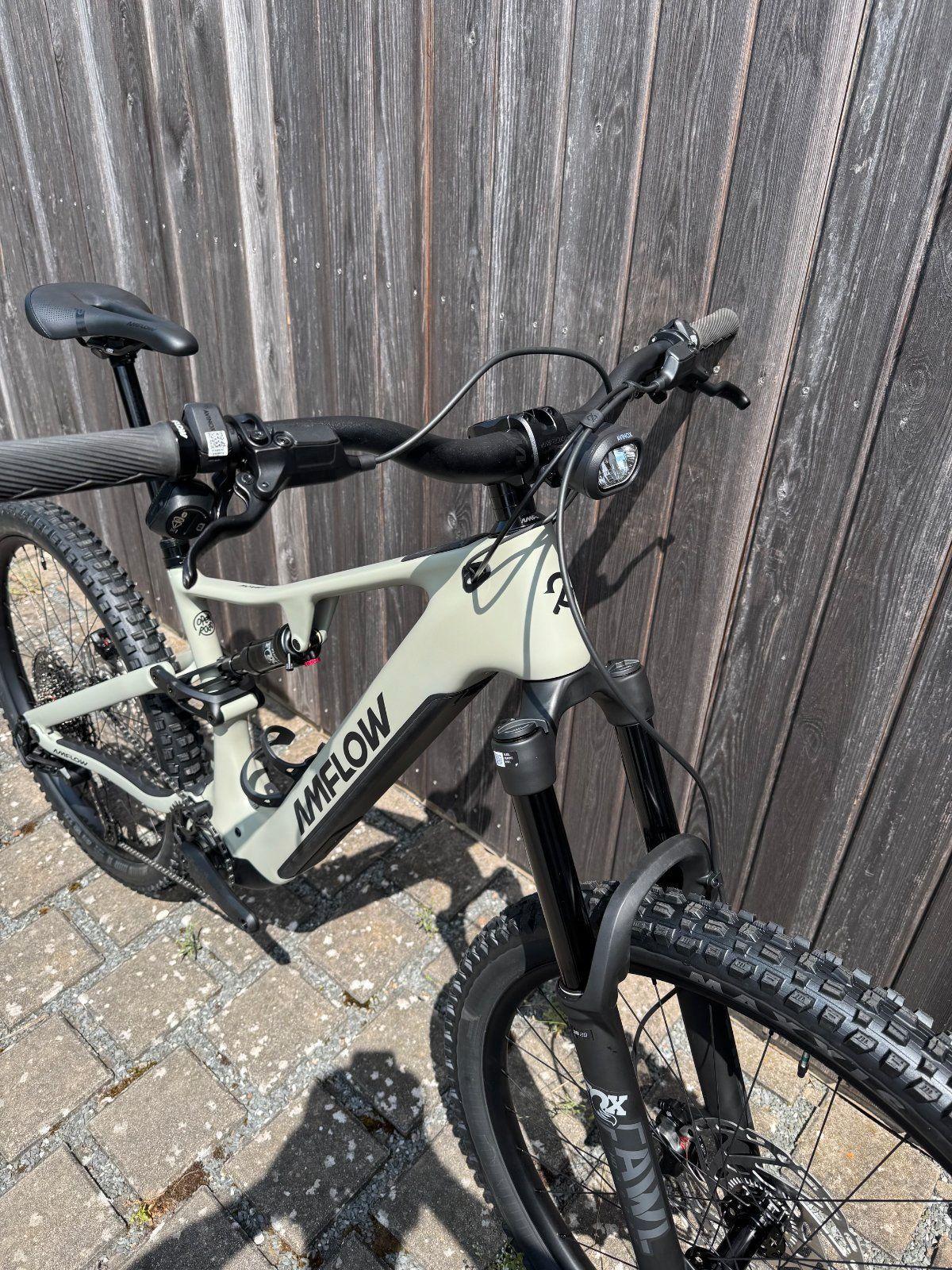 Amflow PR Carbon 2027 – Moosgrün, Gr. M