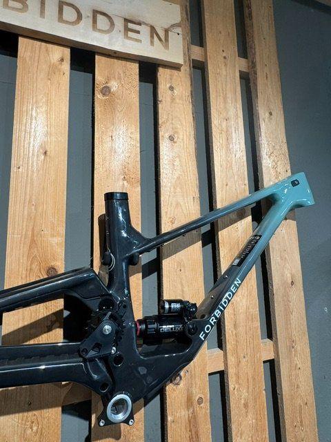 Forbidden Druid V2 Frameset 2026 – Stoner Witch / Sage Wisdom