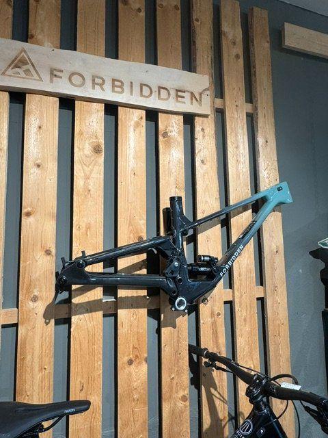 Forbidden Druid V2 Frameset 2026 – Stoner Witch / Sage Wisdom