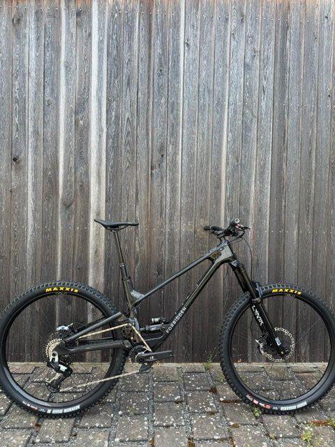 Forbidden Druid V2 S3 – RockShox, SRAM S90, Maven, Stoner Witch