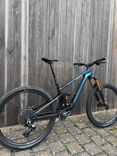 Yeti LT X0/90 2027 – Nightout, Gr. L