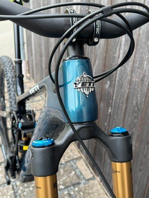 Yeti LT X0/90 2027 – Nightout, Gr. L