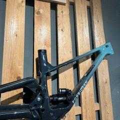 Forbidden Druid V2 Frameset 2026 – Stoner Witch / Sage Wisdom