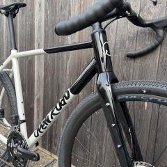 OR GRVL 50 – Shimano GRX Di2 2x12, Black/White, 54 cm